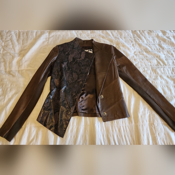 Danier Blink Collection - Picture 3 of 4